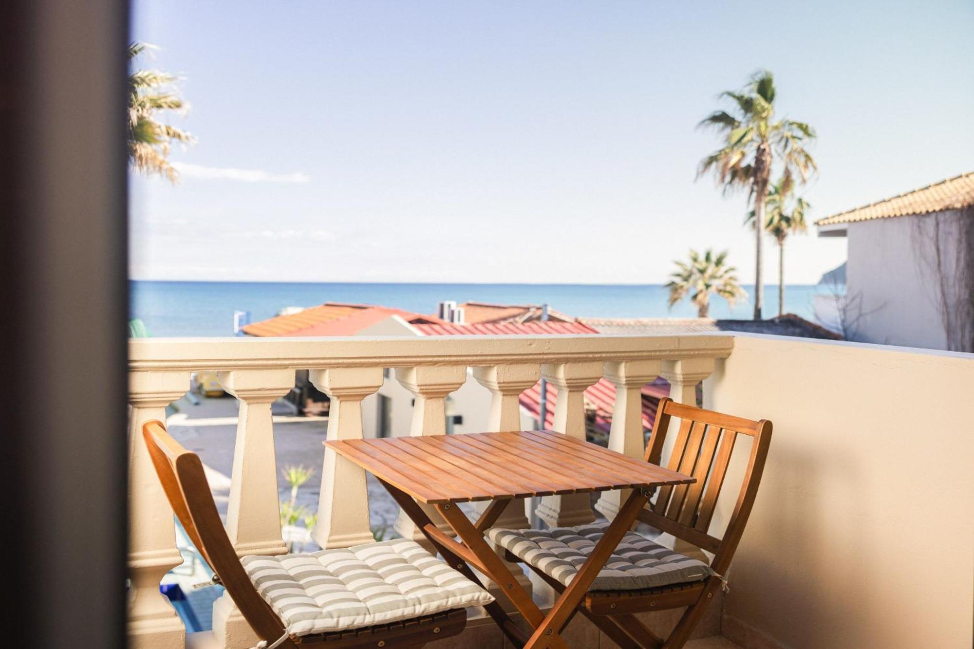 Manthos Beachfront *